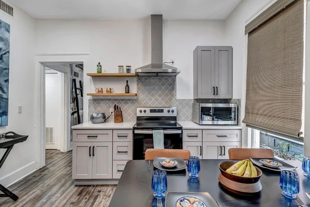 Contemporary Apartment - 5 Min To Tiaa Bank Field! Jacksonville Dış mekan fotoğraf